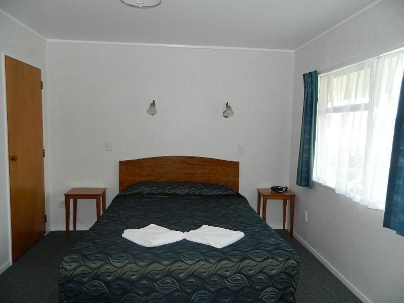 Opononi Hotel Eksteriør billede